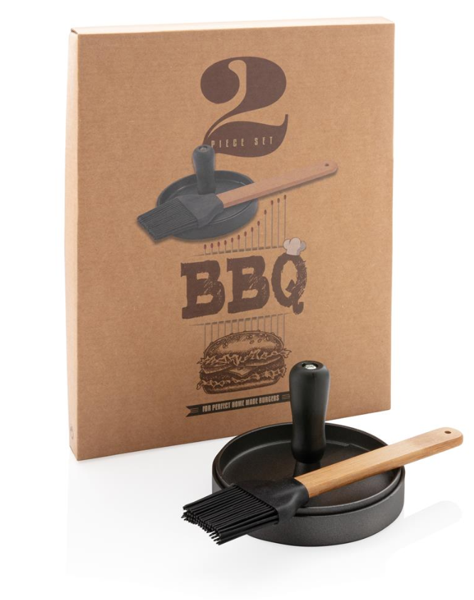 BBQ set with hamburger press and brush