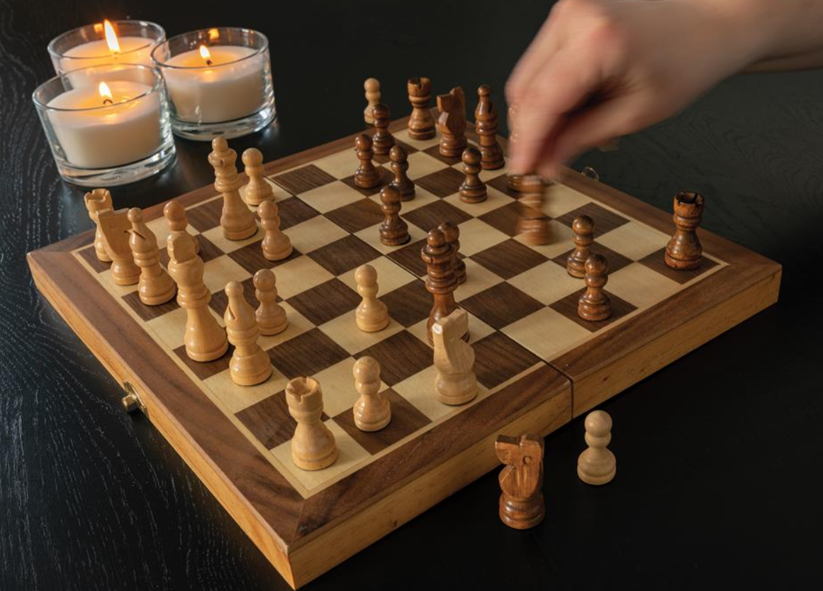 FSC® Luxury wooden foldable chess set