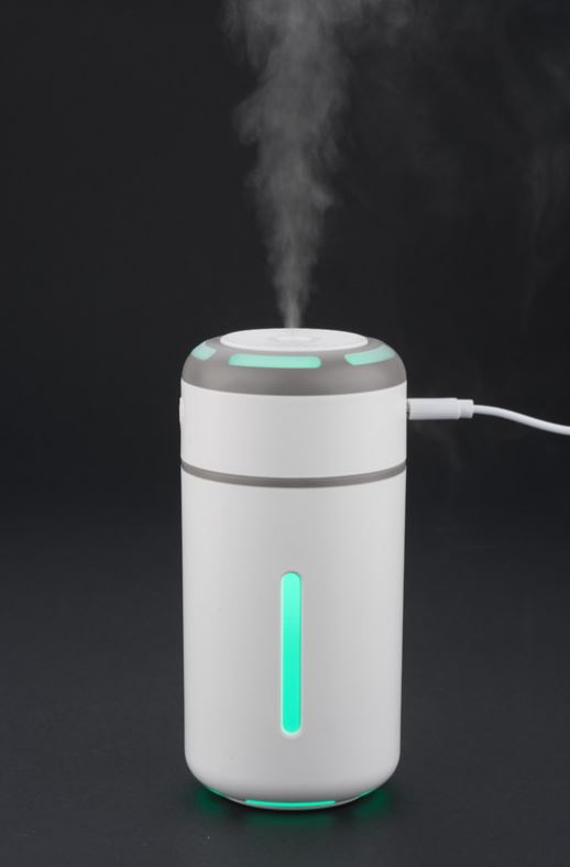 UMIDO ultrasonic humidifier with logo