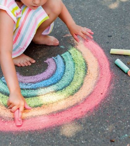 Krītiņu komplekts bērniem "Iepriecini kaimiņu- izkrāso pagalmu